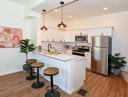 Megan Stacey Group Coldwell Banker Realty