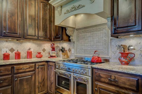 Sun Kitchen Cabinets