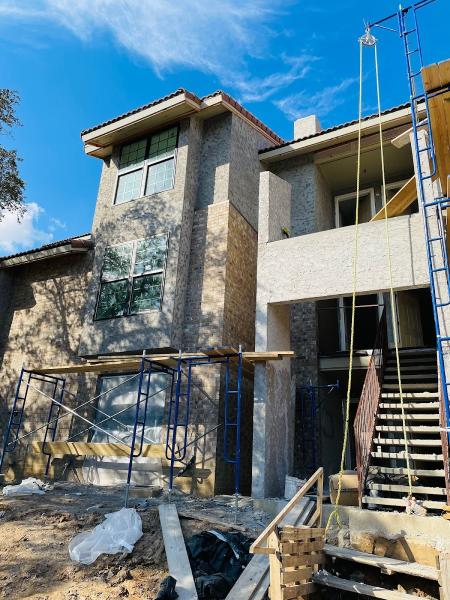 Reyvi Construction LLC