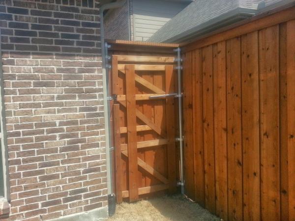 A-1 Texas Fence Stain and Repair