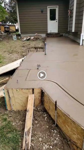 Lobos Custom Concrete LLC