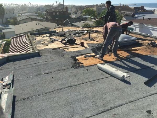 Roque's Roofing
