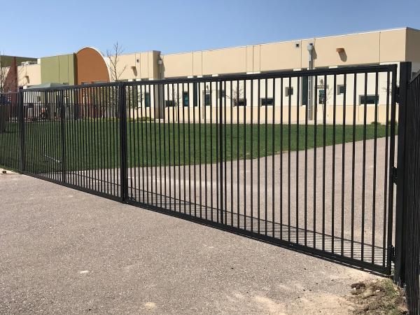 Custom Fence and Rail