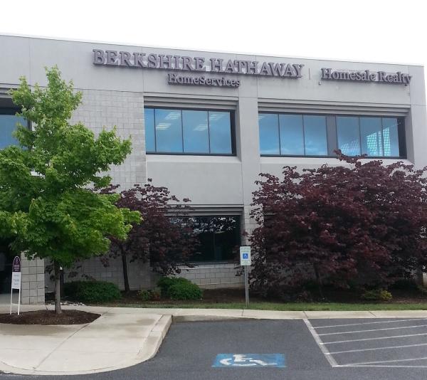 Berkshire Hathaway Homeservices Homesale Realty I North Pointe