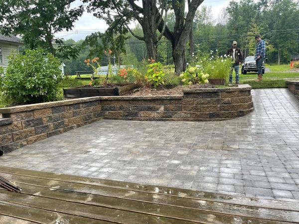 Newman Landscaping & Sealcoating