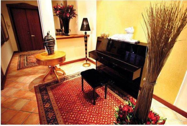 Persico Oriental Rugs
