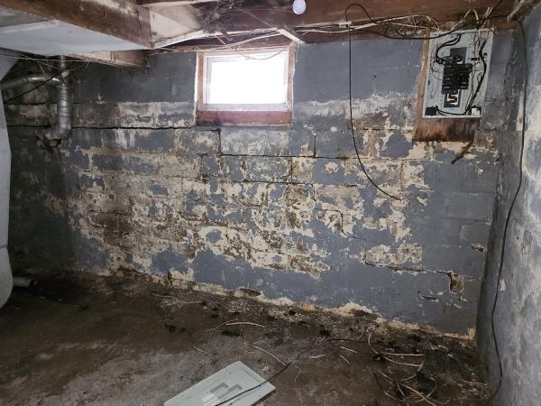 Basement Cracks & Leaks Metro