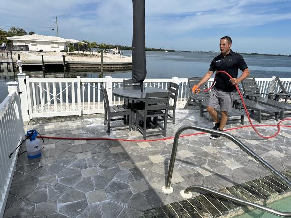 Florida Surface Pro Pressure Washing