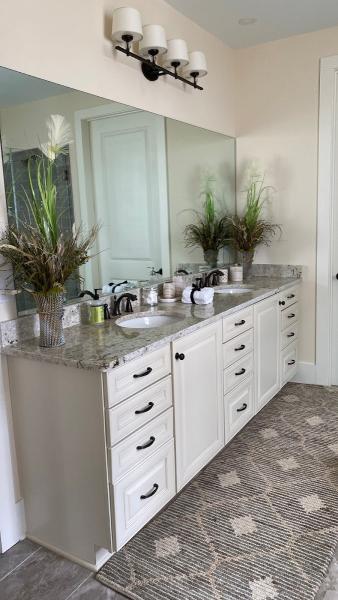 Unique Finds & Designs