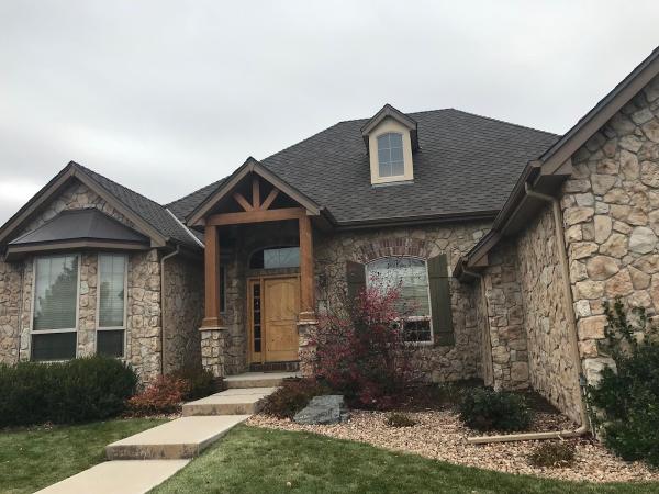 Arch Mountain Roofing and Exteriors