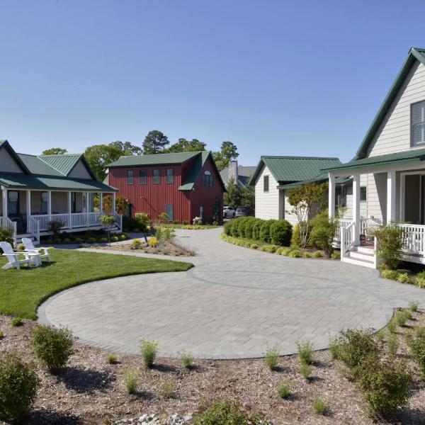 Wade Pools & Landscape Design