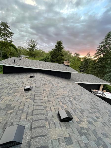 A H Construction & Roofing Co