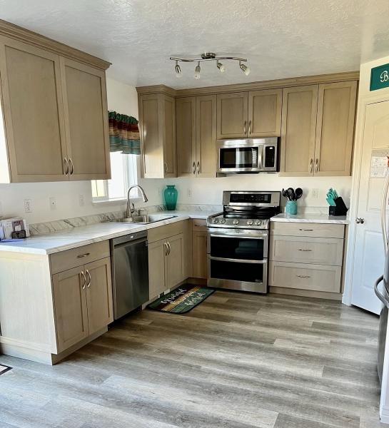 MJ Design Custom Cabinets