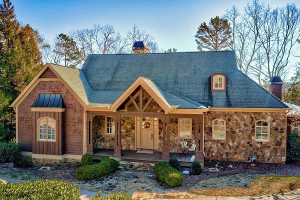 Peggy Bowler Realtor: Berkshire Hathaway Homeservices Georgia