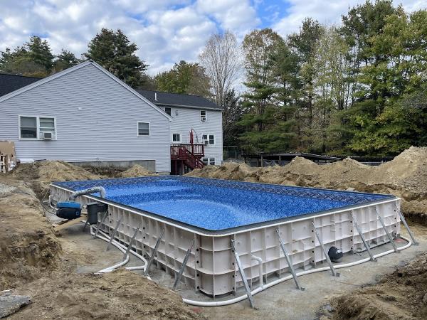 Daigle Pool Servicing Co.