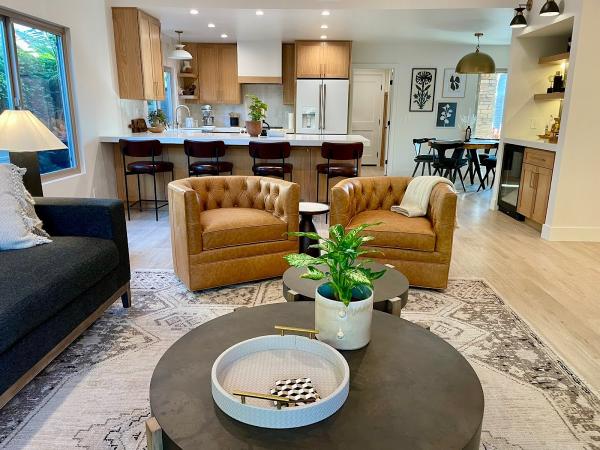 Joli G Interiors & Designs