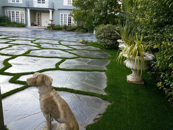 Earth Design Synthetic Turf & Hardscape Construction