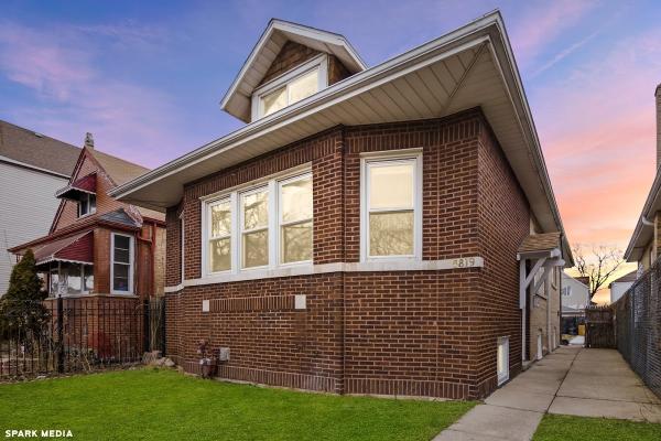 Jose Arroyo at Cloud Gate Realty