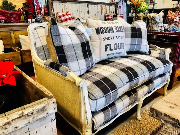 Samantha Gale Designs Vintage Farmhouse Home