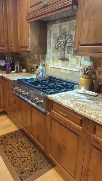 Distinctive Tile & Stone
