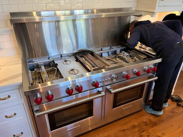 Appliance Repair Tech