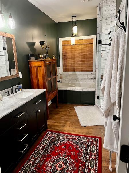 Thomas Carpet Cleaning & Restoration Service