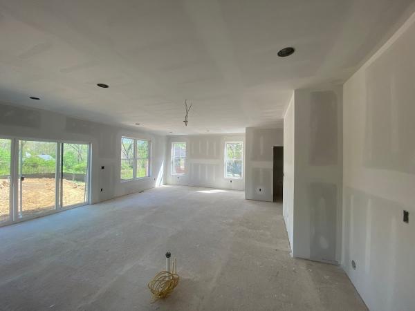 M & E Drywall