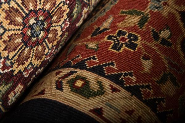 Arakelian Rugs