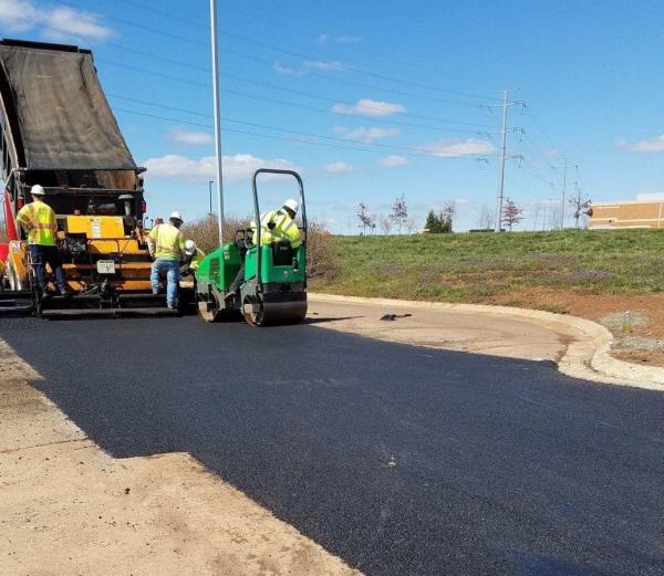 B & D Excavating & Paving