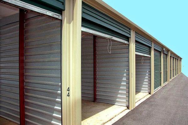 Wee Willie Warehouses
