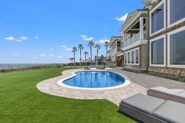 Coastal Luxury Outdoors