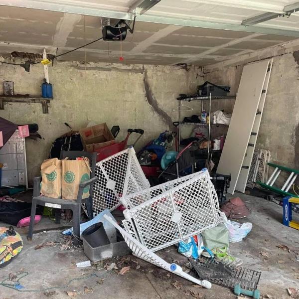 Mike's Hauling &junk Removal Services LLC