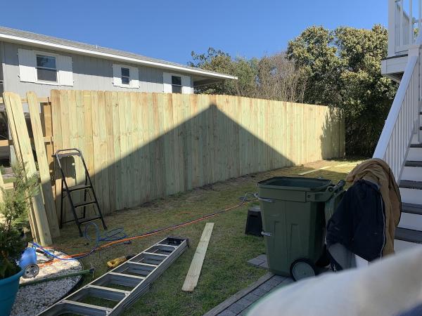 Lee's Landscaping & Fencing
