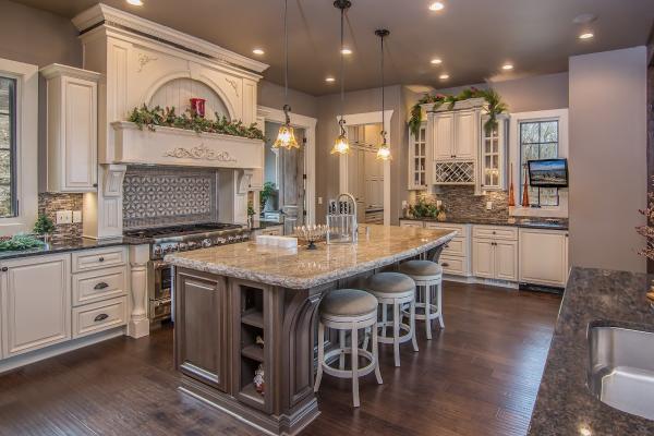 Midwest Cabinets and Design