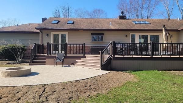 Custom Built Fence & Deck