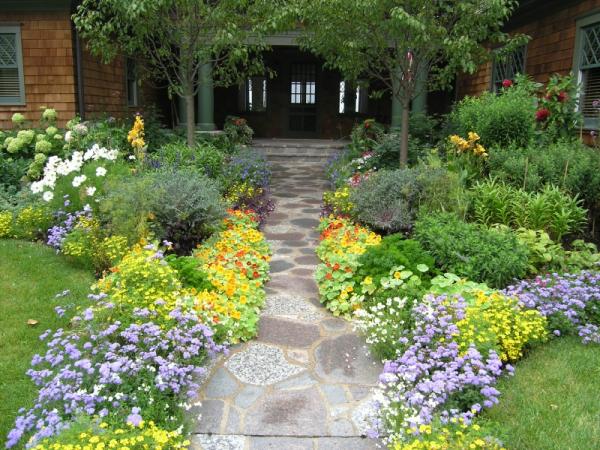Heidi's Growhaus & Lifestyle Gardens