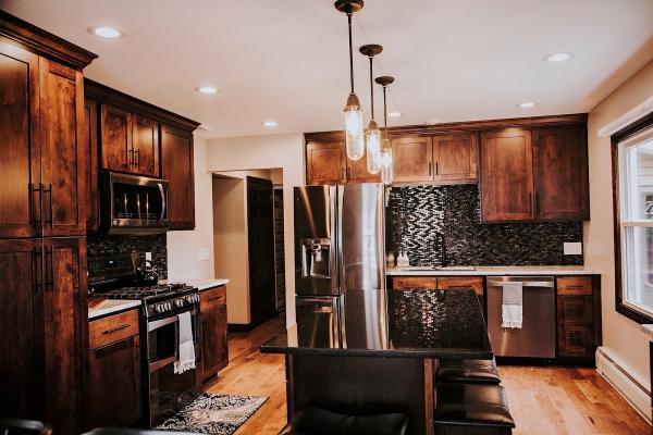 Woods Edge Creations LLC