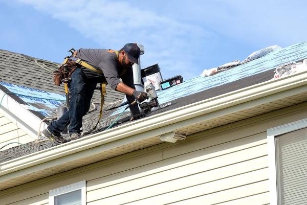 Columbine Roofing & Exteriors