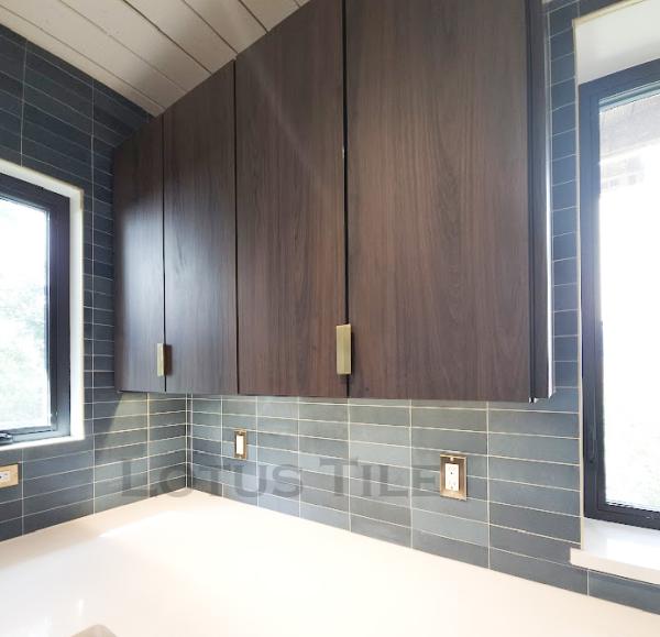 Lotus Tile