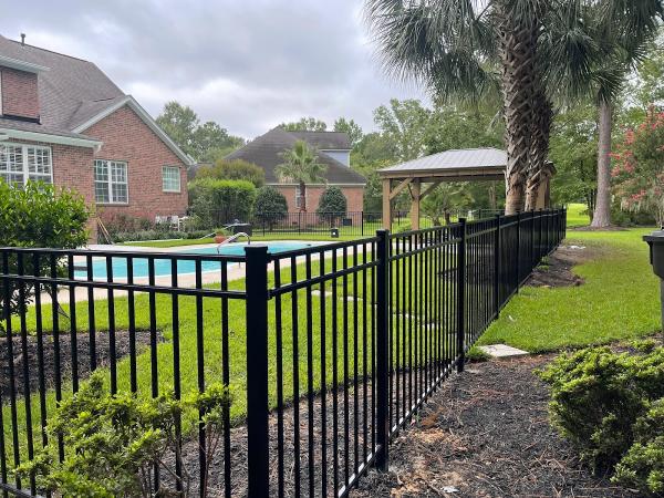 Pro Fencing Contractors