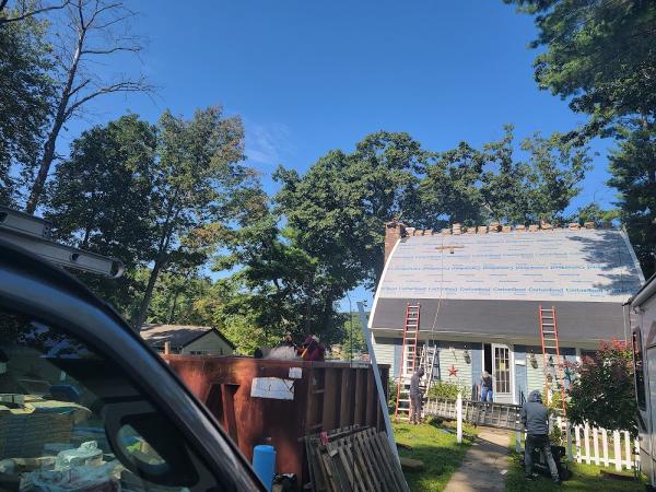 Saunders & Sons Roofing
