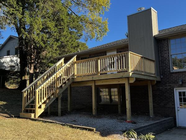 Peak Carpentry and Deck