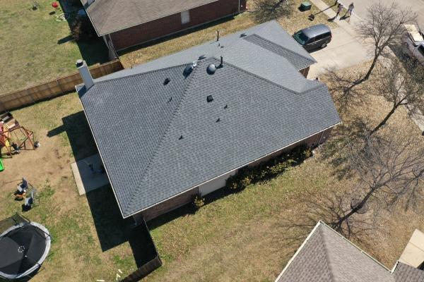 Lonestar Roofing and Construction