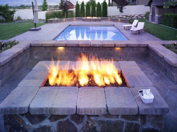 Platinum Landscape & Pools