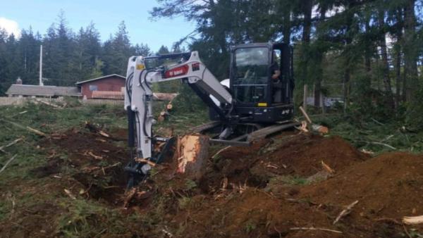 D&T Excavating LLP