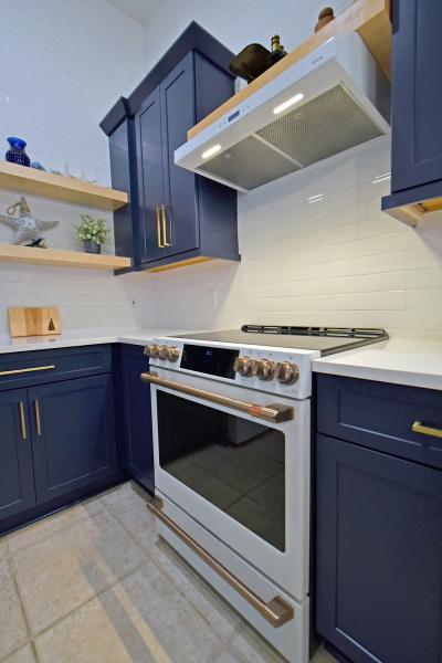 TR Layton Remodeling & Design