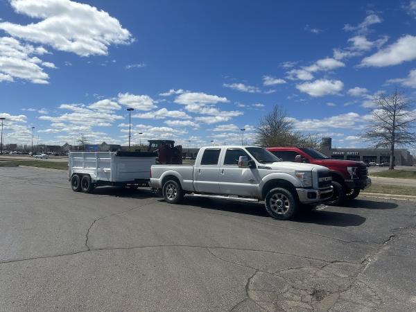 Lucas Excavating LLC