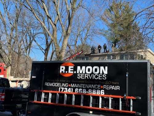 R.E Moon Services
