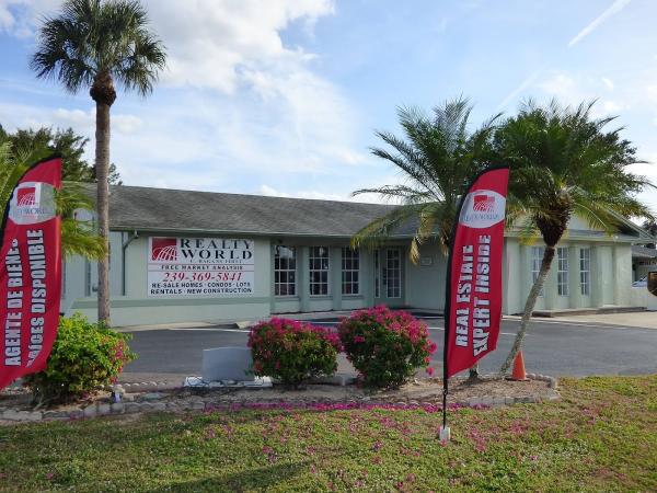 Charles Bonacolta- Realty World C. Bagans First