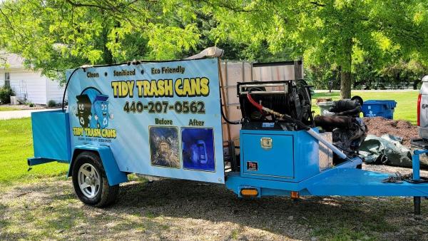 Tidy Trash Cans